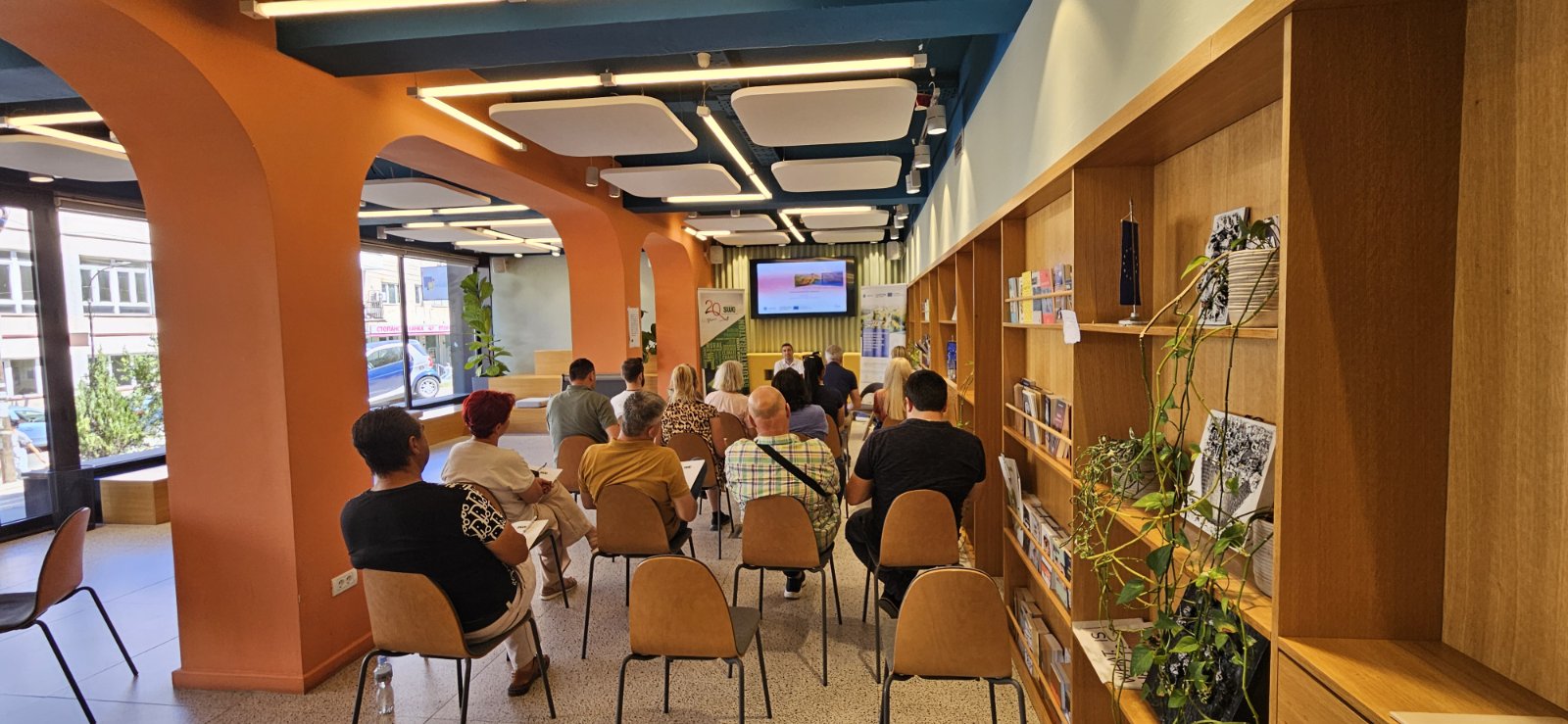 Building the innovative community training